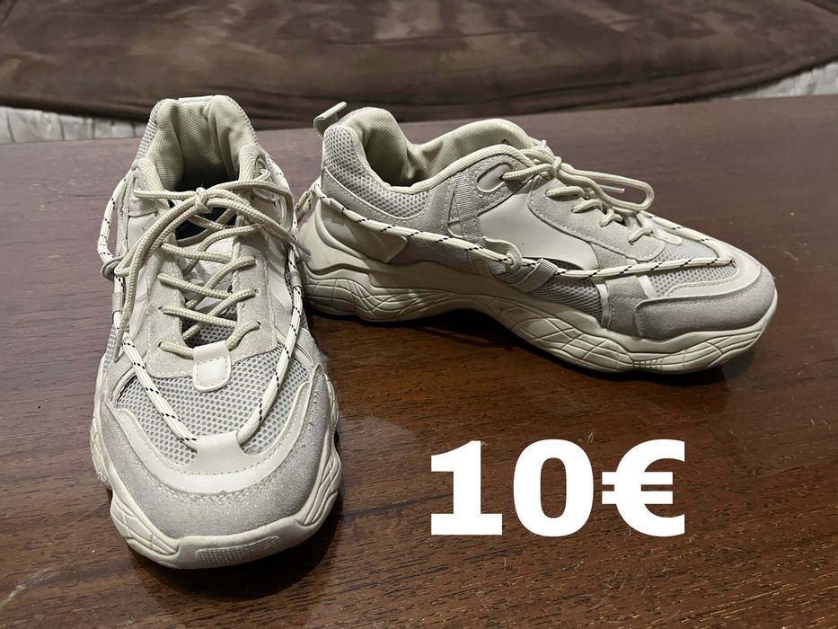 Големи номера обувки