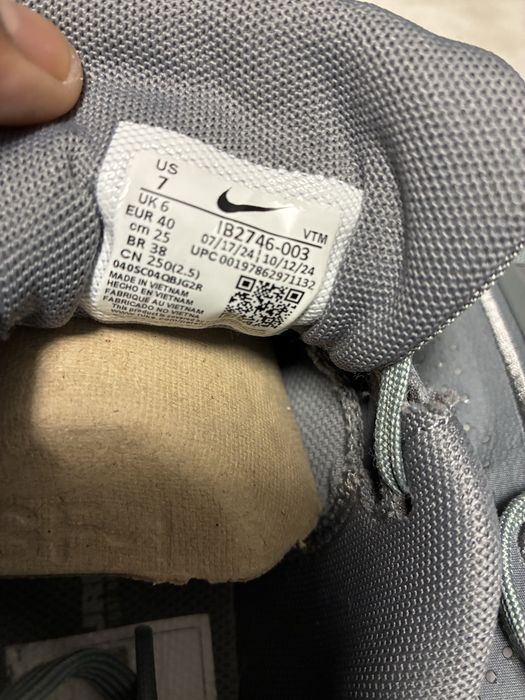 Маратонки Nike  ZOOM UPTURN