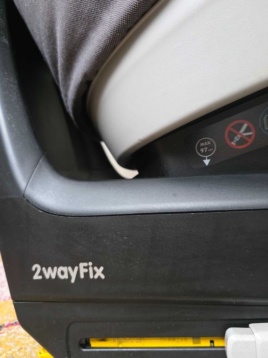 Scaun Maxi Cosi 2waypearl cu Isofix