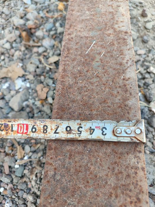 Продам рельсы 2 шт