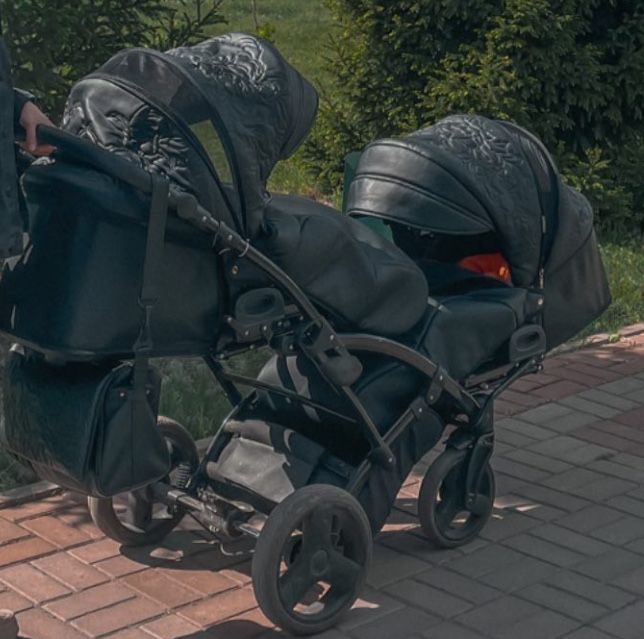 Продам коляску для двойни/погодок