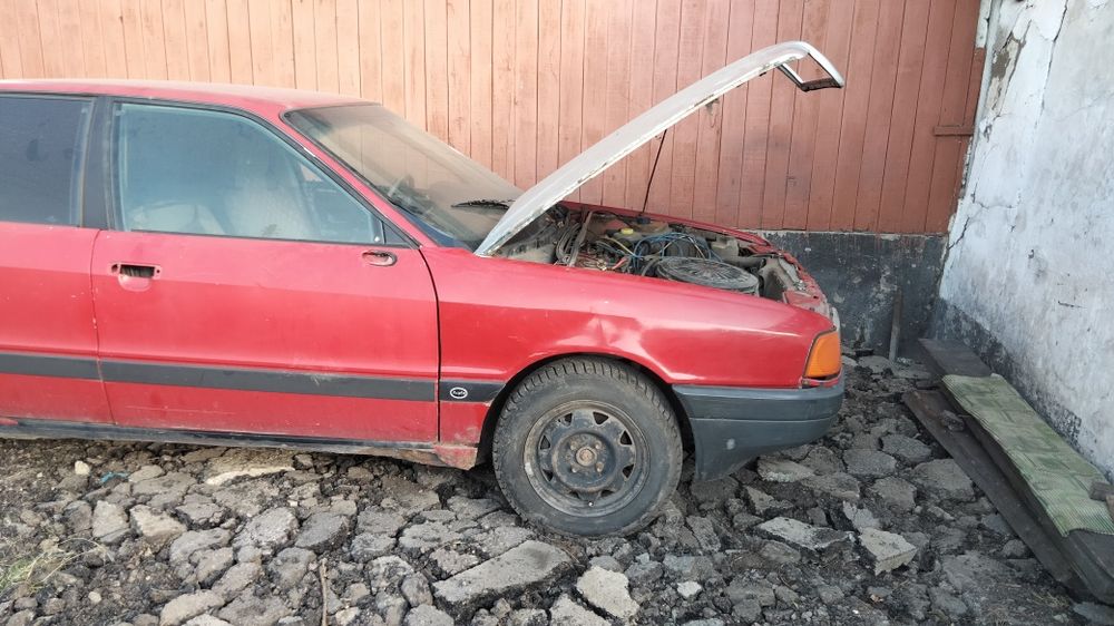 Продам Ауди 80 б3