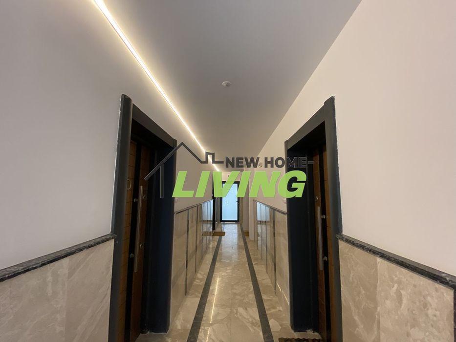 Продава се Тристаен апартамент в Пловдив, Западен - 117 кв.м за 740 €/кв.м - Снимка #2