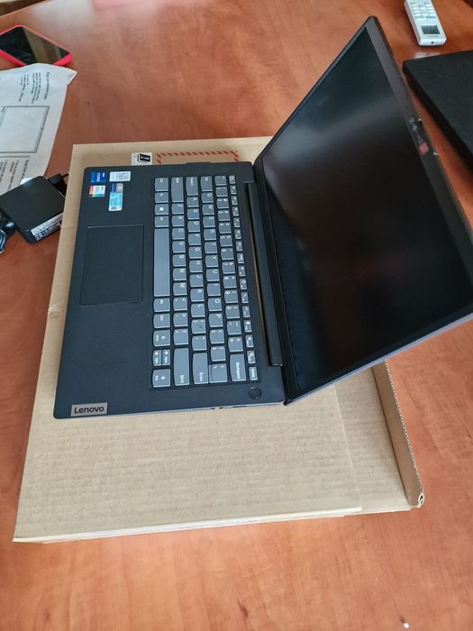 Laptop Lenovo V14 G2 NOU