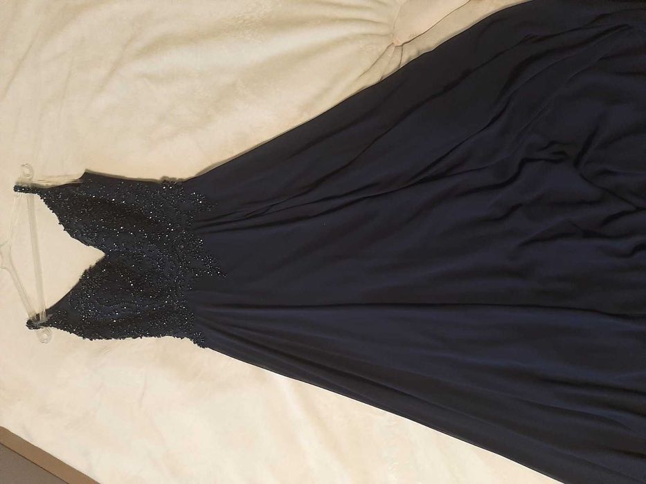 Бална тъмно синя рокля