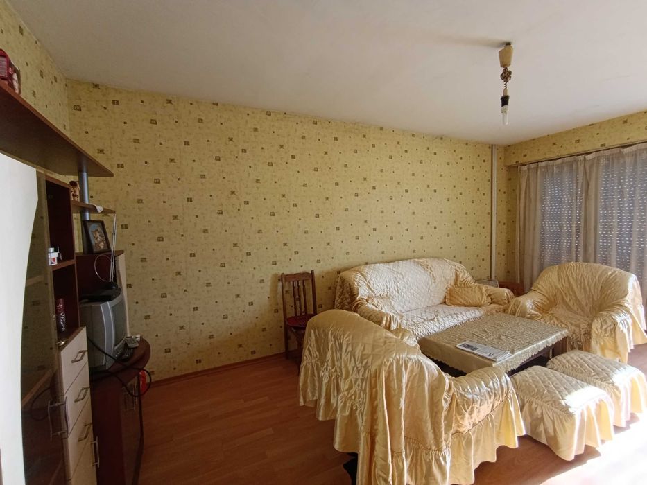 двустаен апартамент под наем