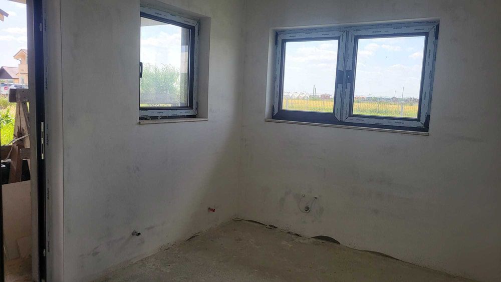 De vanzare casa semifinisata 101 mp Cihei, teren 428 mp neimprejmuit