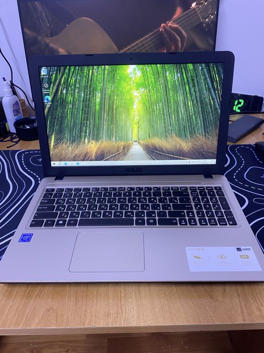 Ноутбук ASUS X540M
