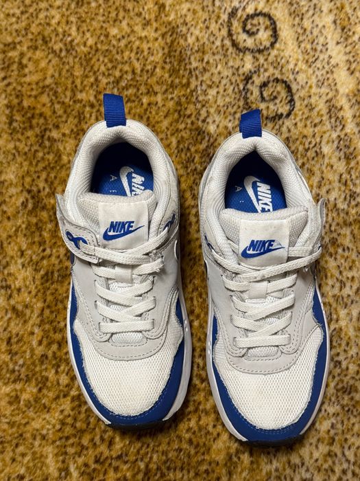 Adidași Nike originali mărimea 29,5