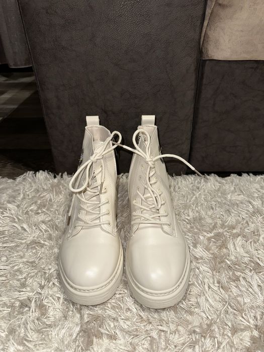 Зимни боти.