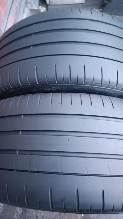 255/40/19 Pirelli Дот 2123