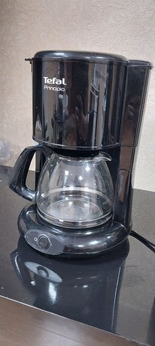 Продам кофеварку