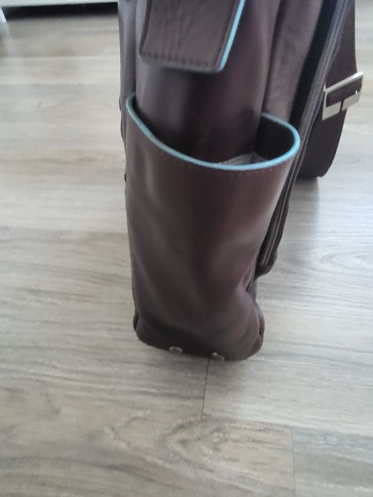 Geanta laptop Piquadro din piele