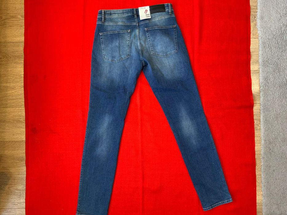 Mario Conti-оригинални дънки 36 размер