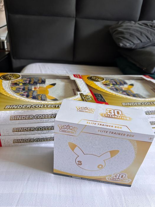 Pokémon TCG 30th Celebration Elite Trainer Box ETB – Sigilat