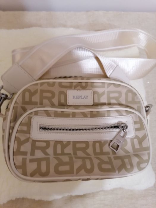 Кожена раница и коженa чанта в червено