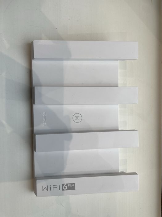 Huawei Wi-Fi 6 — мощный сигнал для дома