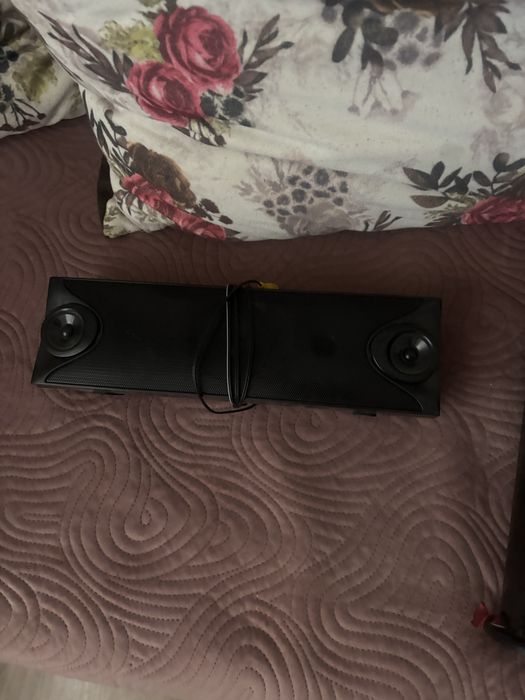 Boxa myra  se aude bine rau functionala