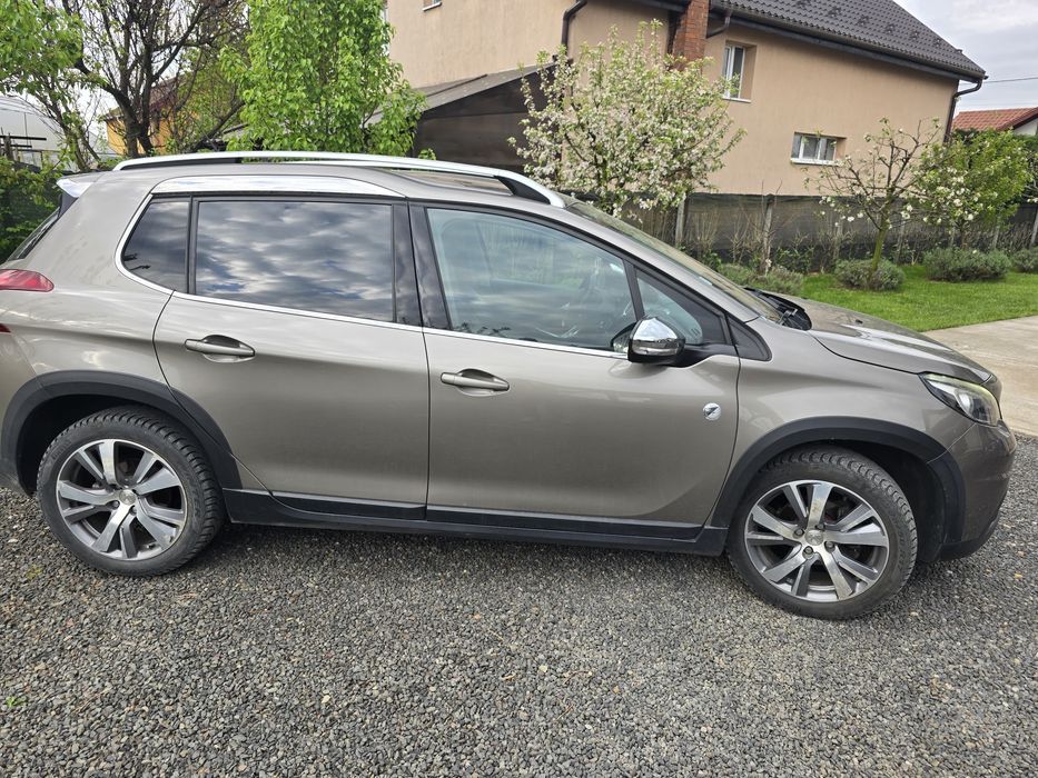 Peugeot 2008 model 2017  facelift cross