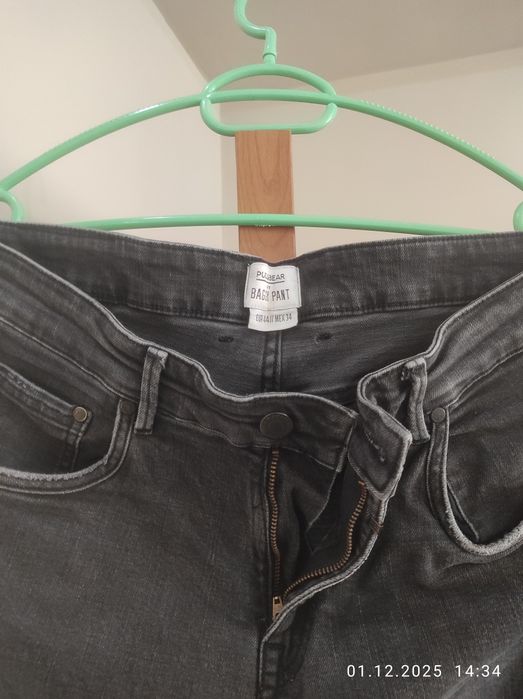 Дънки модел PULL'S BEAR.EUR44,//MEX34.