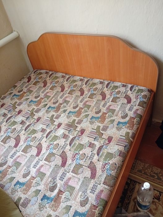 Кровать в отличном состоянии.