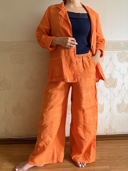 Продам новый льняной костюм!