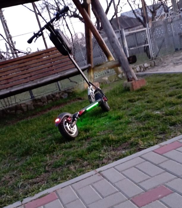 Trotineta electrica kugoo kirin m4 pro