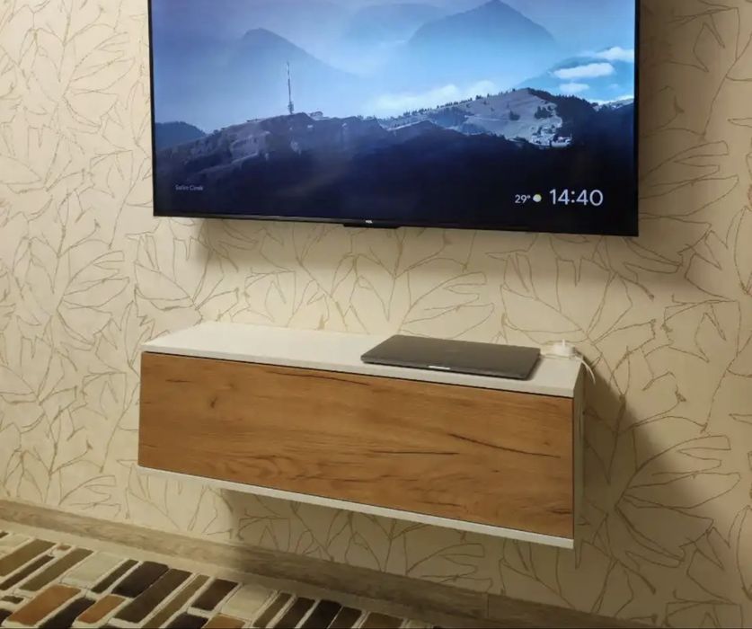 Mebel Tumba pod televizor nastenniy