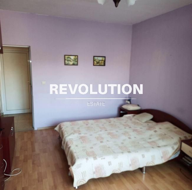 Продава се Тристаен апартамент в Варна, Младост 2 - 84 кв.м за 1667 €/кв.м - Снимка #4