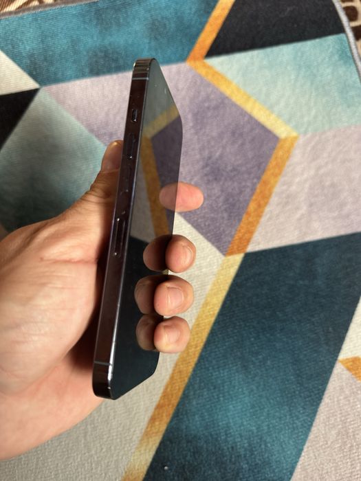 Продам Телефон Айфон 13 Pro 256Gb