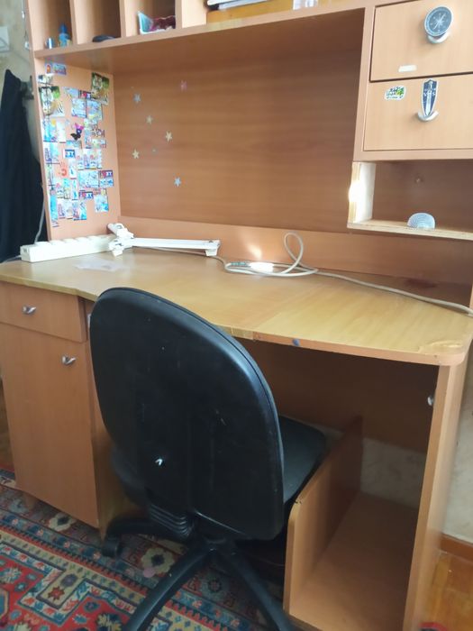 Стол компьютерный