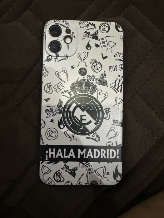 Iphone 11 на 128 ГБ 40 000 тенге