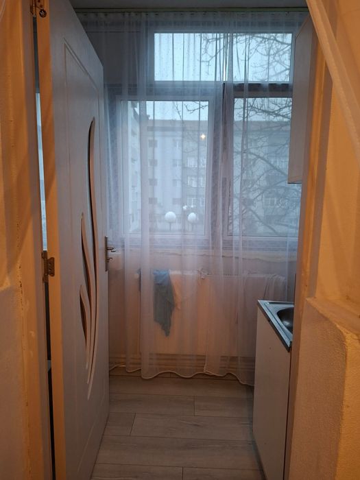 Apartament 3 camere, 75 mp – Complet renovat, | Etaj 1 | Rovinari
