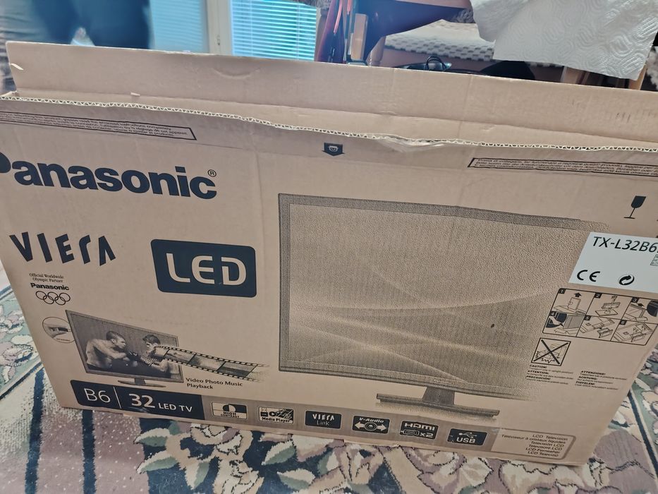 LED TV Panasonic 32" TX-L32B6E