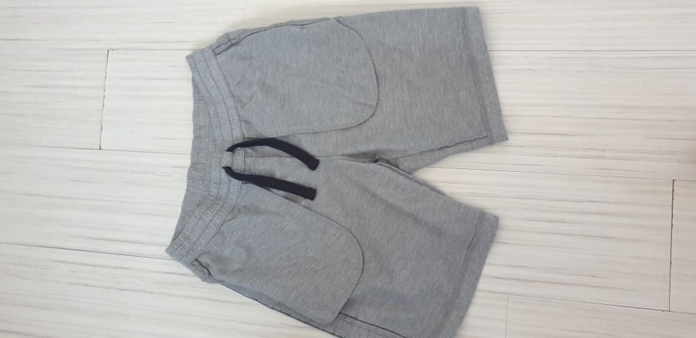 Emporio Armani EA7 Milano / M/L НОВО! ОРИГИНАЛ! Мъжки Къси Панталони!