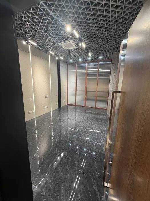 Сдается офис Pyramid Tower, 38 м²