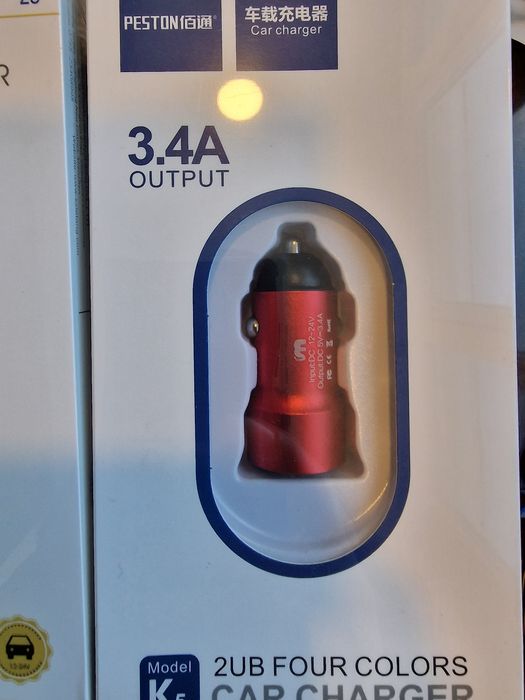 Двойно USB зарядно за кола/ слушалки/Handsfree