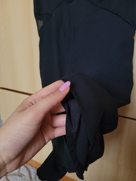 Salopeta scurta negra Bershka