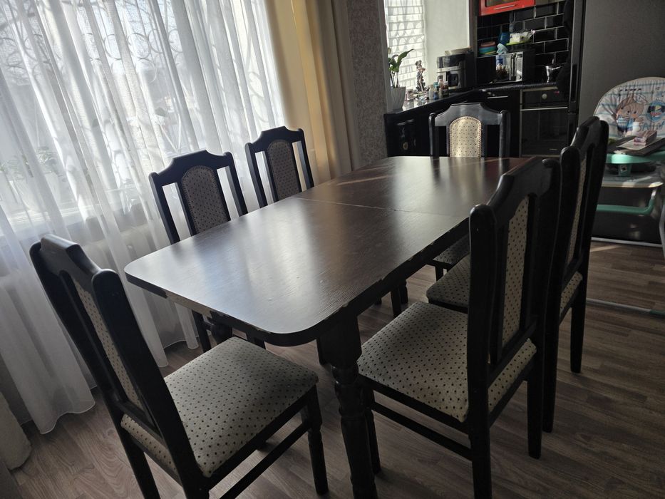 Продам стол со стульями