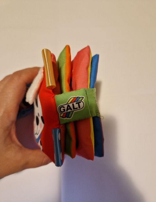 Carticica moale bebe