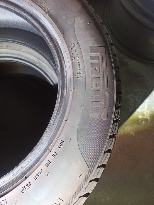 Cauciucuri anvelope iarna 215 65 16 Pirelli Sottozero