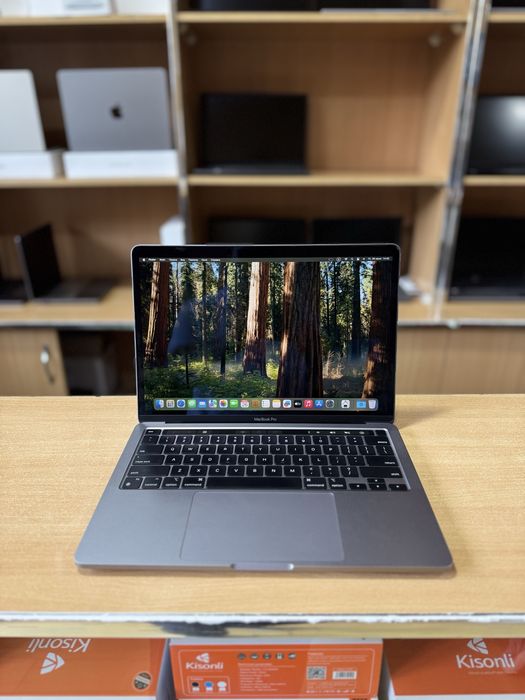 MacBook Pro M2 8/256 ideal xolatda