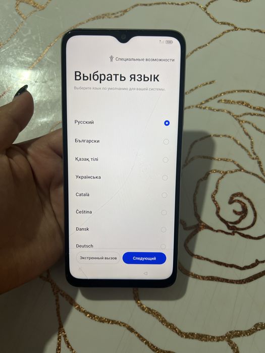 Телефон Oppo.