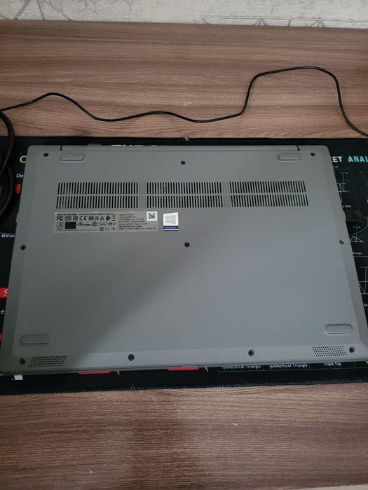 Продам ноудбук "Lenovo ideaPad 3"