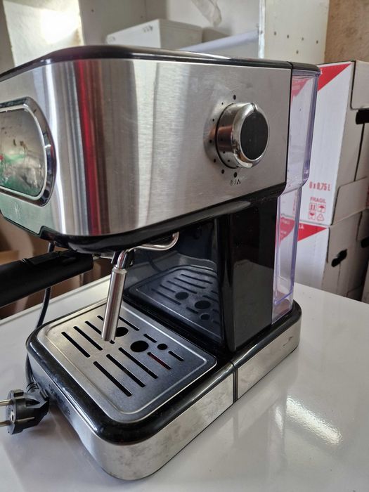 Espressor manual GORENJE ESCM15DBK, 1.5l, 1100W