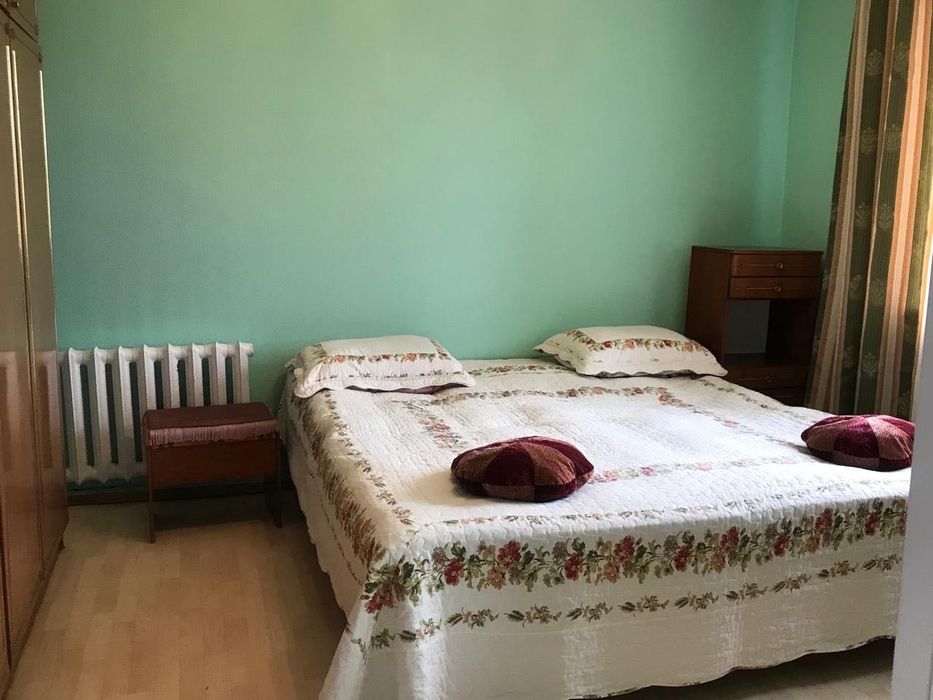 Продам качественный гарнитур