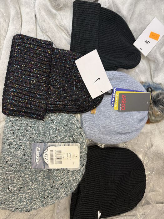 Шапки  Nike  50%