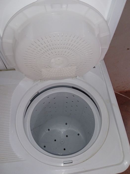 Kir moshina sotiladi 9 KG