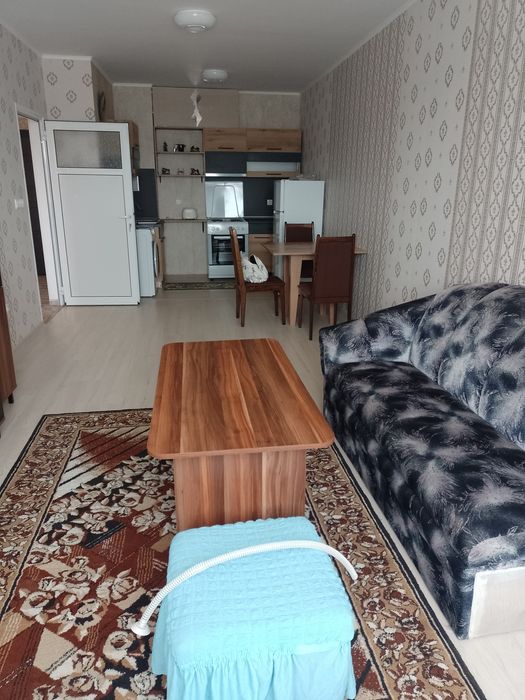 Дава се под наем Двустаен апартамент в Бургас, Център - 83 кв.м за 331.5 € - Снимка #2