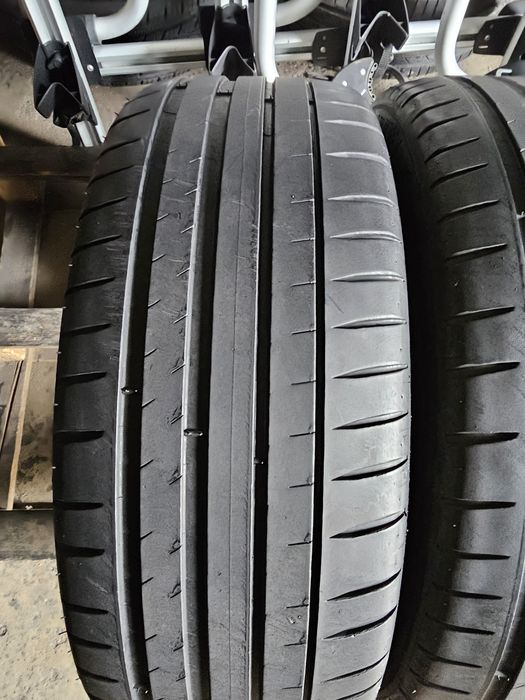 2 anvelope vara 215 45 18 Michelin 2022